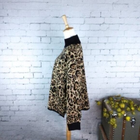 Calvin Klein Cheetah Print Slouchy Sweater Tan Size Large - Picture 2 of 7